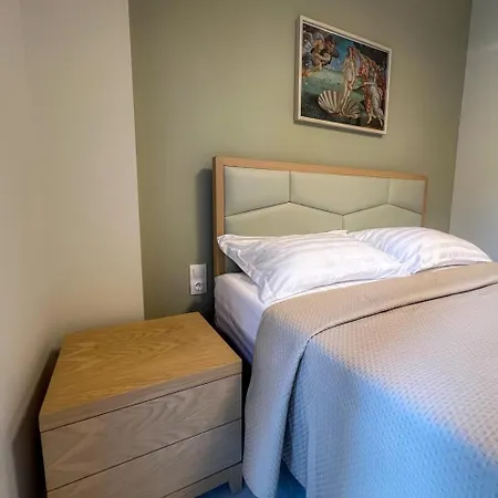 Seanest Luxury Χανιώτη