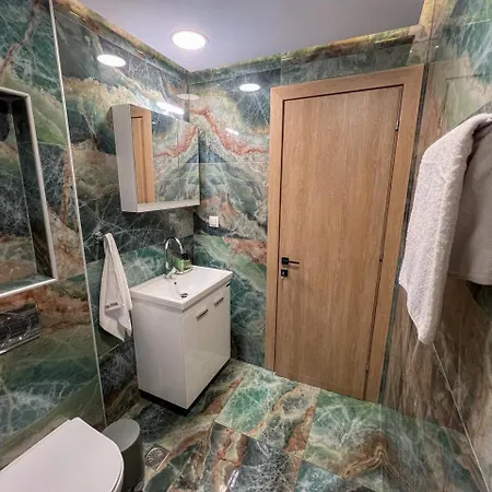 Seanest Luxury * Χανιώτη